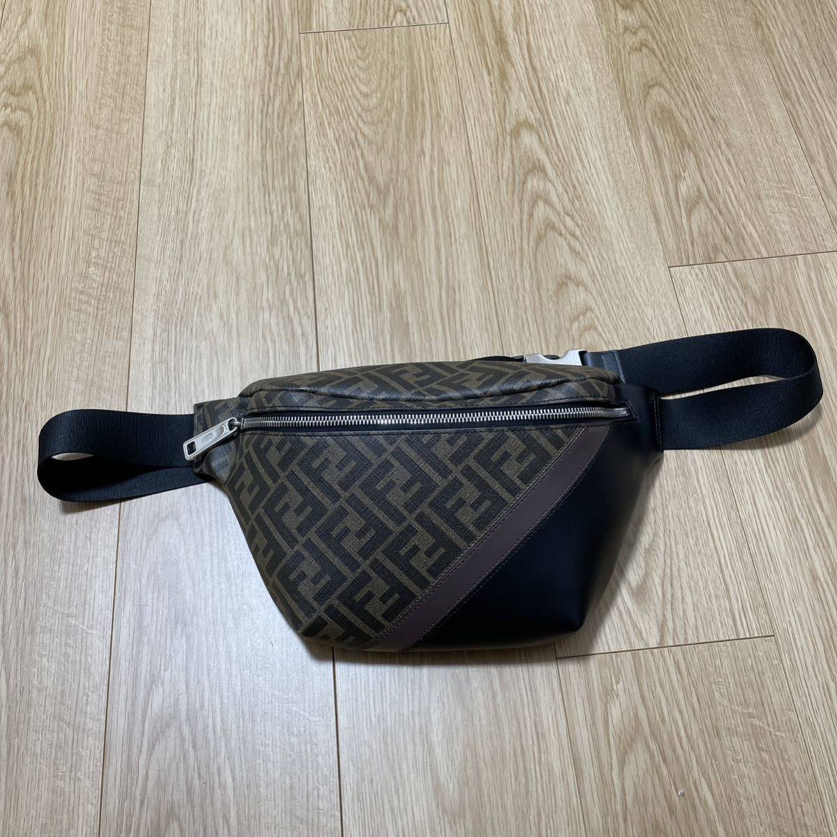 送料無料】FENDI フェンディ ボディバッグ ウエストポーチ ウエスト