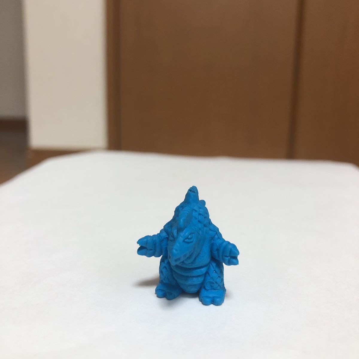 怪獣消しゴム 第8期 フェミゴン スぺコレシルバー ポピー-