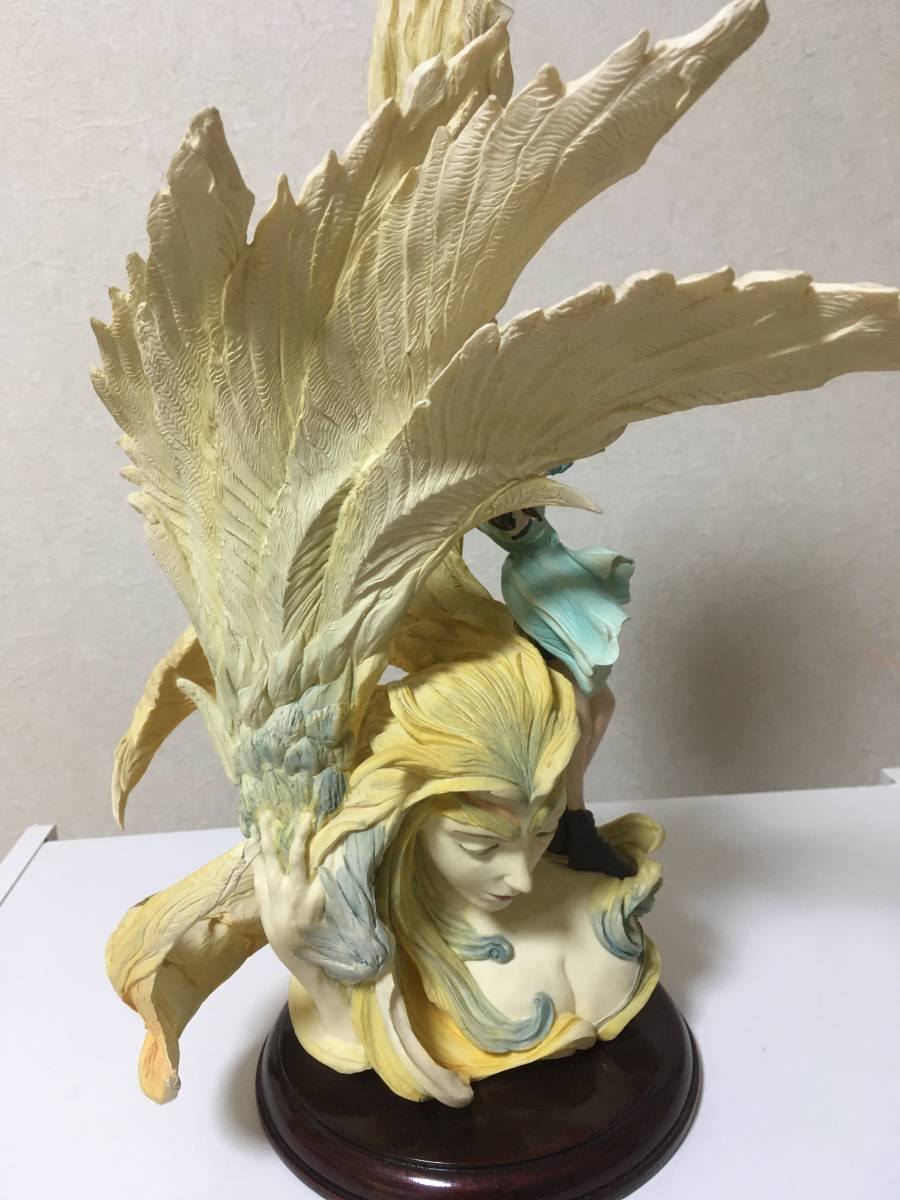 ファイナルファンタジー8 フィギュア リノア & セイレーン スタチュー-