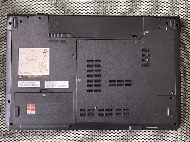 FUJITSU LIFEBOOK AH/H 年CPU AMD E @1 GHz 増設8GB 新品