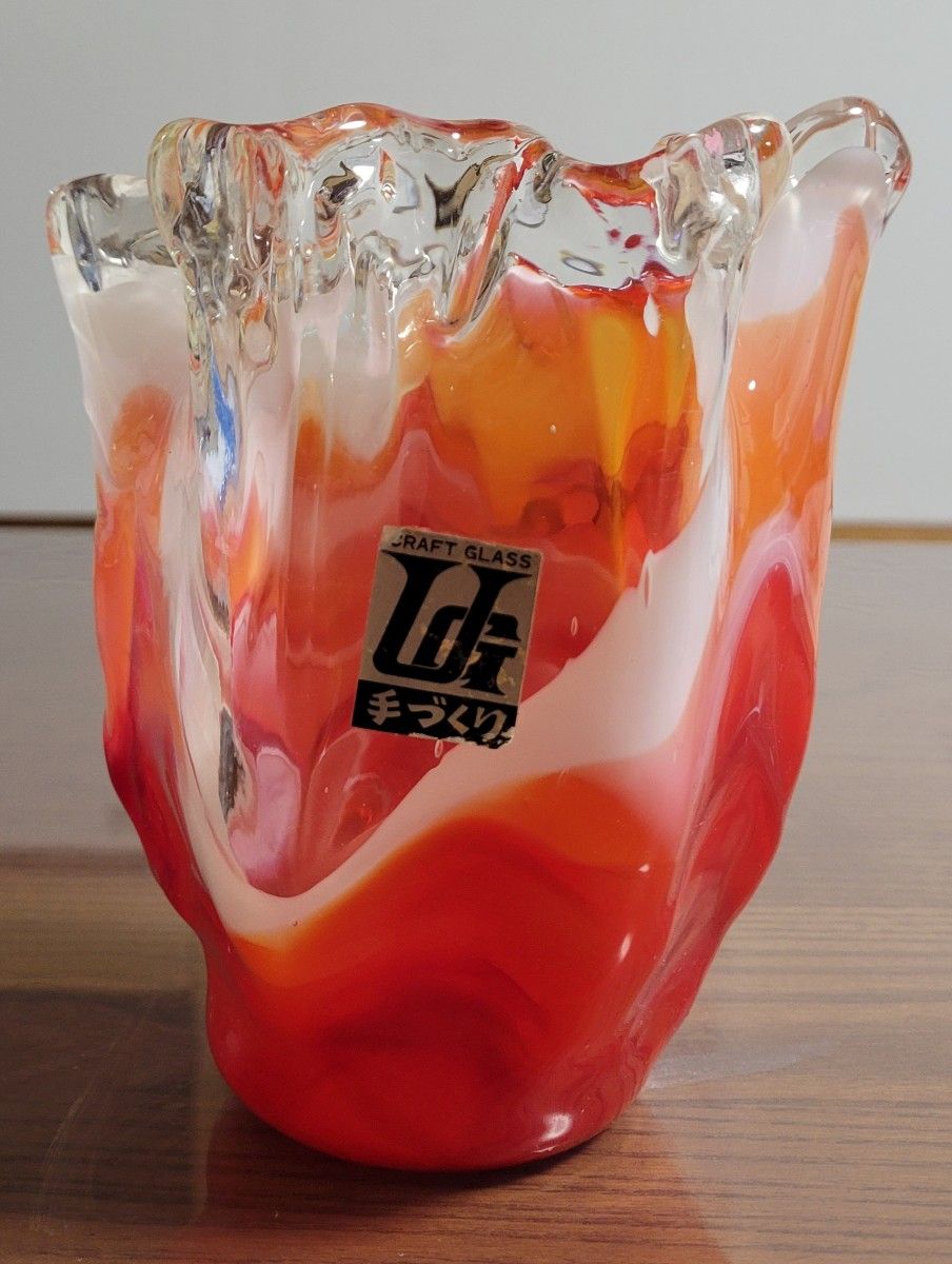 hand made ガラス 赤 フリル 花瓶  オブジェ フラワーベース