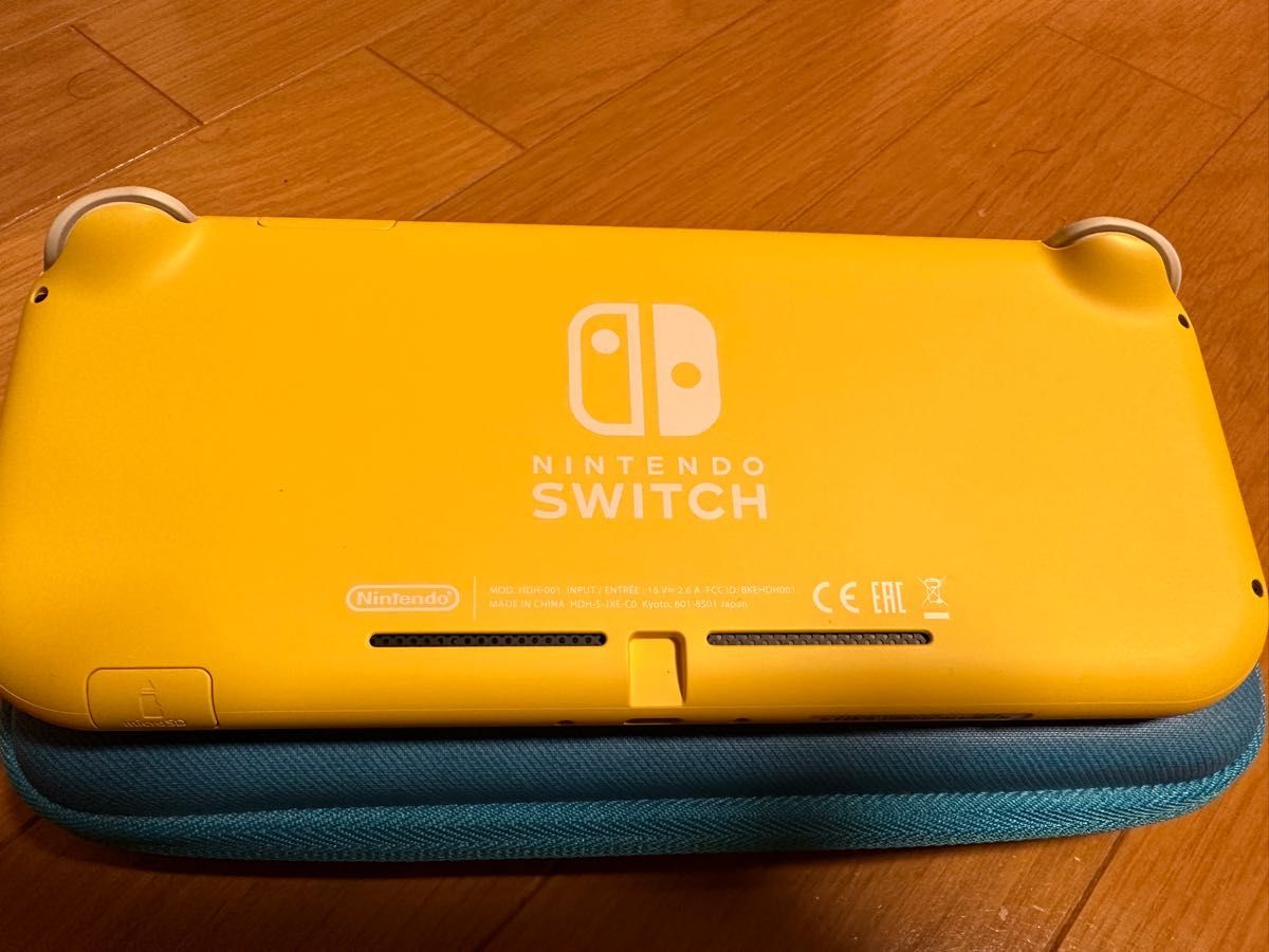 中古:美品】箱 充電器有り Nintendo Switch Light【初期化 