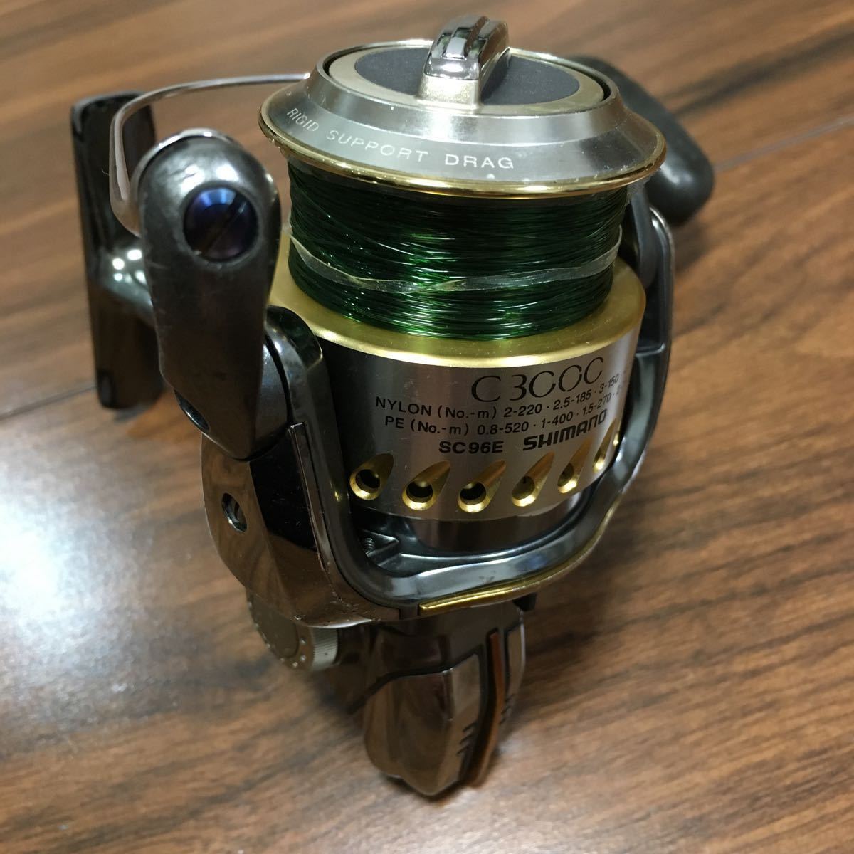 いします シマノ 04 ステラC3000 左巻き left すので