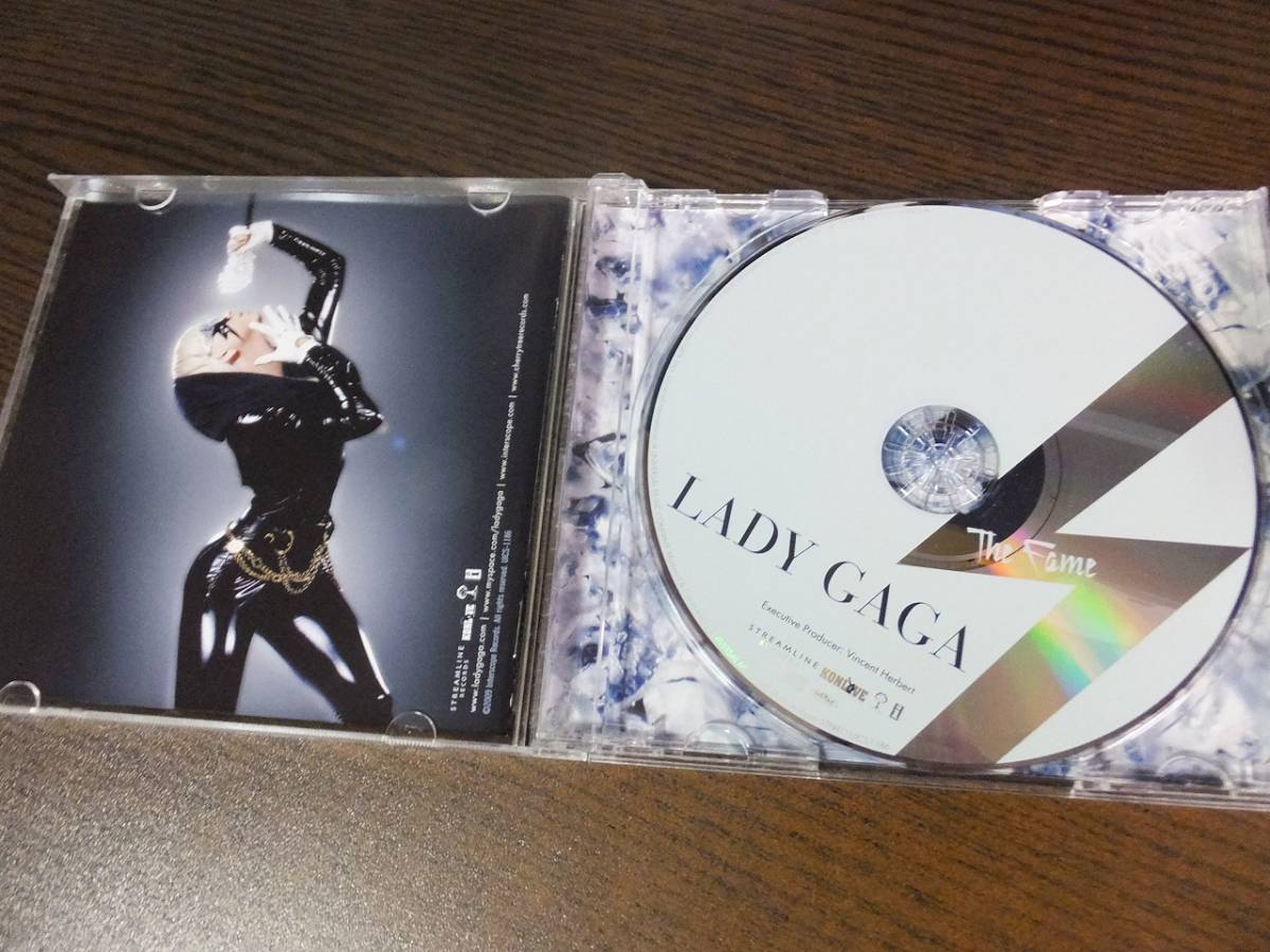 Lady Gaga レディー・ガガ - ザ・フェイム / ボーン・ディス・ウェイ (DISC1欠品、DISC2のみ) CD 2枚セット_画像3