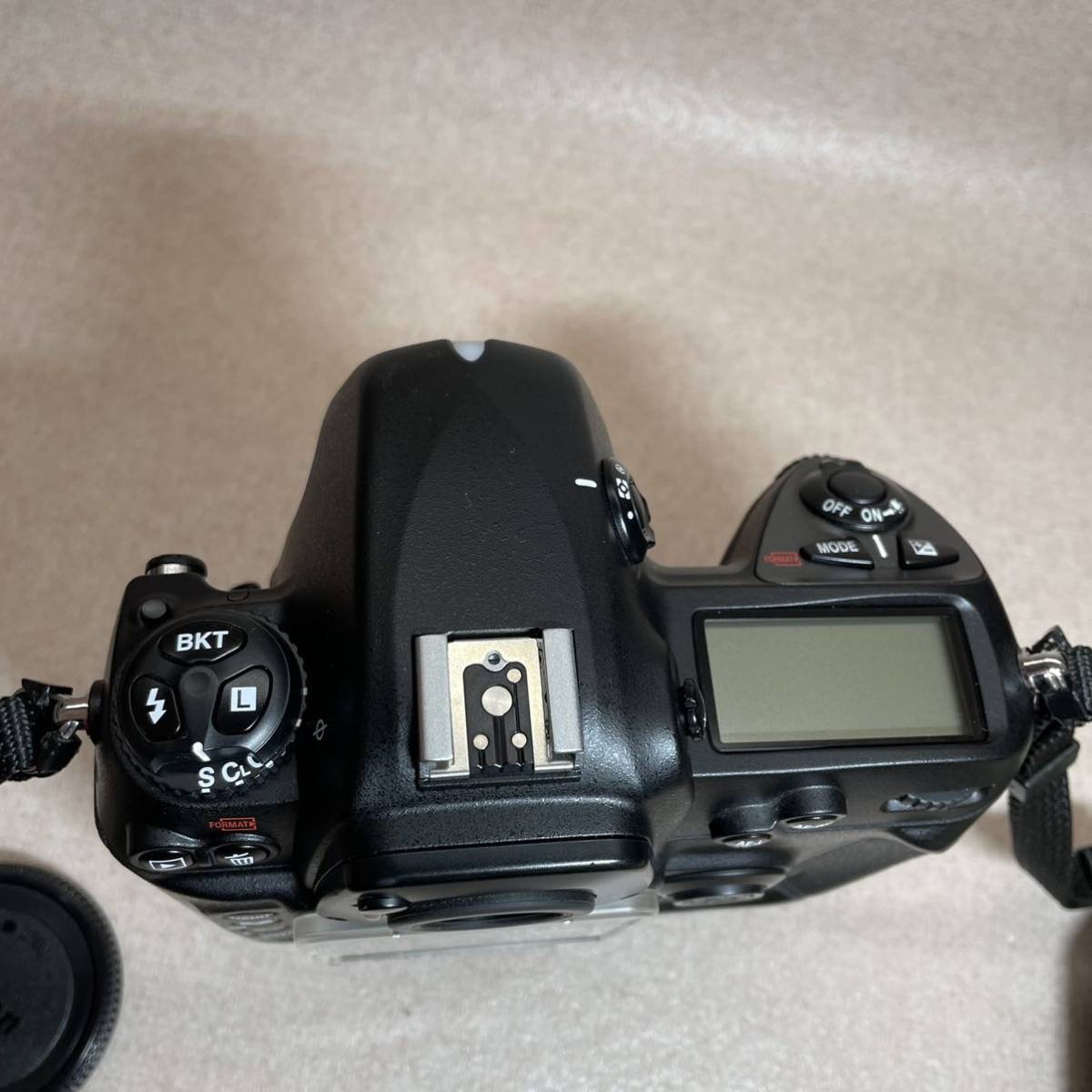 W3-1)Nikon D2X ボディデジタル一眼レフニコン (14) | inmano.com.br
