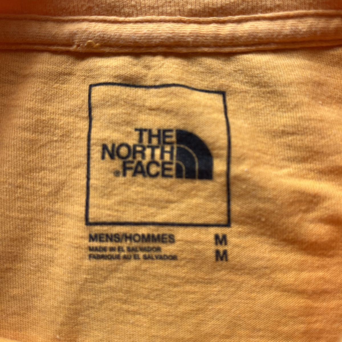 ノースフェイス　シャツ　黄色　コットン100％ サイズM 肩幅52㎝、身幅54㎝、着丈68㎝、袖丈20㎝_画像5
