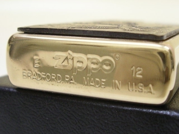 ZIPPO_20854 WHERE EAGLES DARE 荒鷲の要塞 エンブレム ゴールド レギュラータイプ ジッポー オイルライター 新品 送料無料_画像3