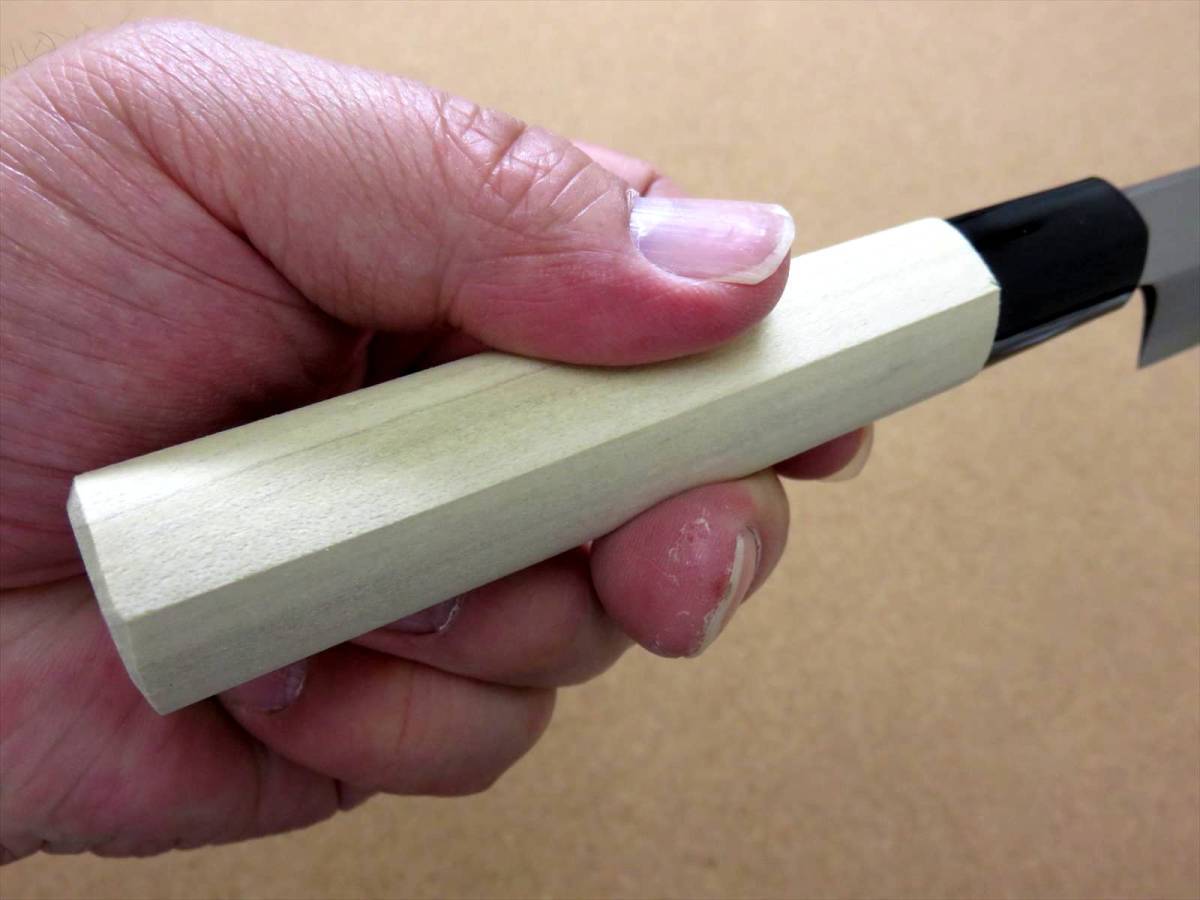 関の刃物 柳刃包丁 17cm (170mm) 富士觀 ステンレス複合材 (SK5 軟鉄) 朴の木 刺身を一方向に引き切 刃渡りが長めの片刃包丁 右利き 日本製
