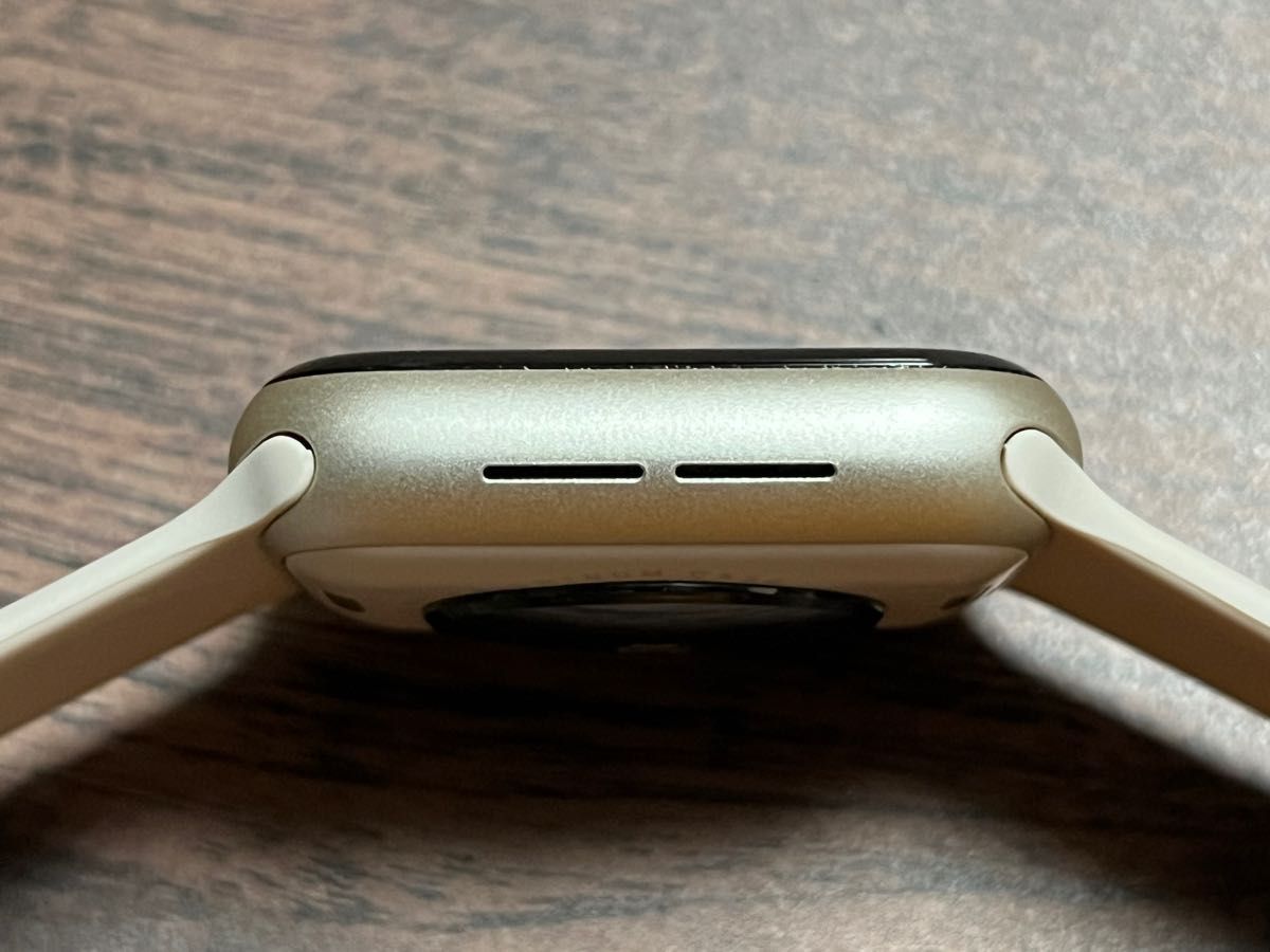 美品】Apple Watch SE(第二世代)GPSモデル 40mm スターライト