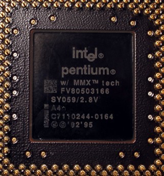 intel　PENTIUM MMX 166MHz PPGA　FV80503166 SY059/2.8V　ジャンク　コレクション用_画像2