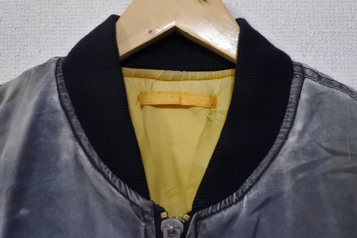 GOLD'S GYM HAWAII Bomber Jacket size M ゴールドジム フライトジャケット MA-1 オーバーダイ ビンテージ_画像4