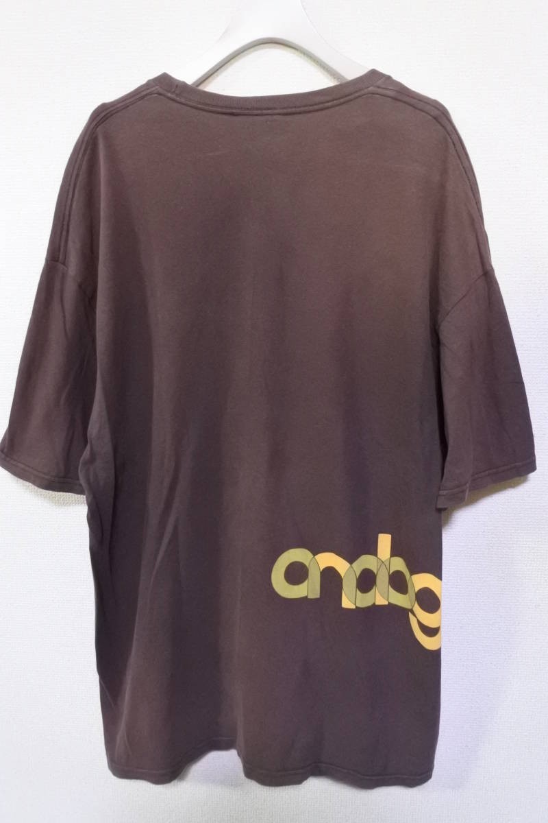 超大特価 size Tee Print AG ANALOG 00's XL ダークブラウン Tシャツ