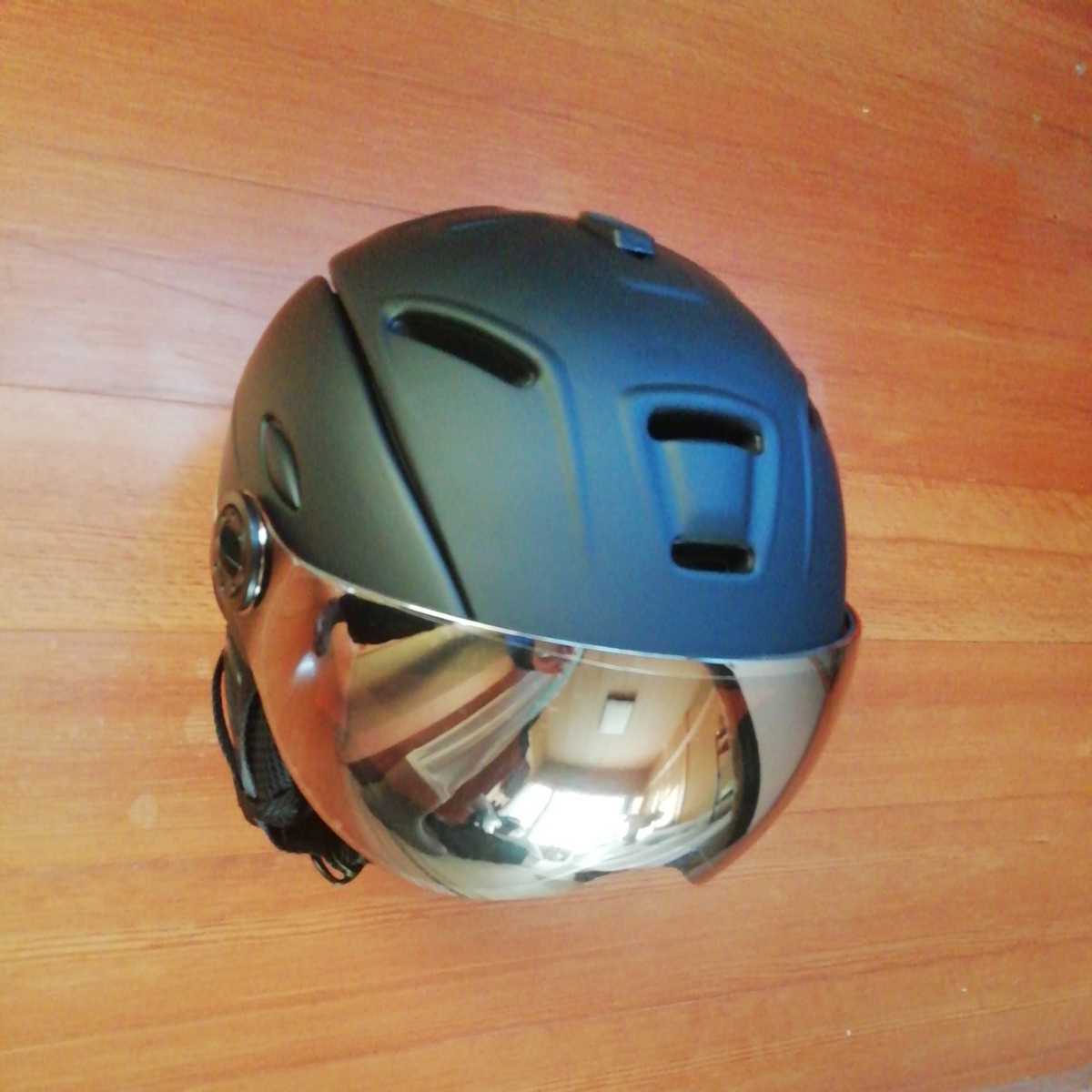 新品未使用 バイザー ヘルメット サイズ L（58cm～61cm）カラー マットブラック スノーボードヘルメット スキーヘルメット ゴーグル _画像3