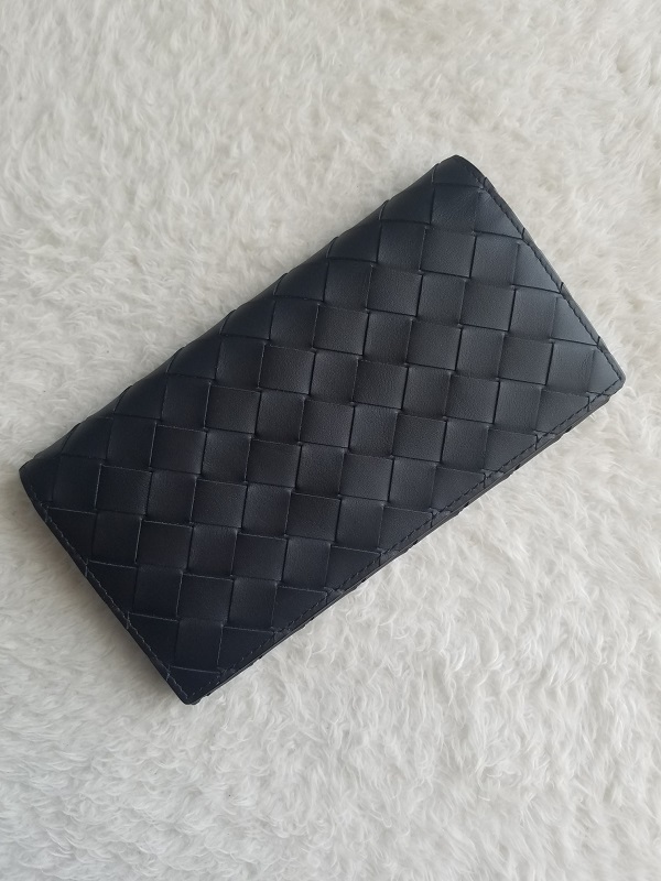 全国総量無料で レザー 新品 二つ折り BOTTEGA VENETA ボッテガ
