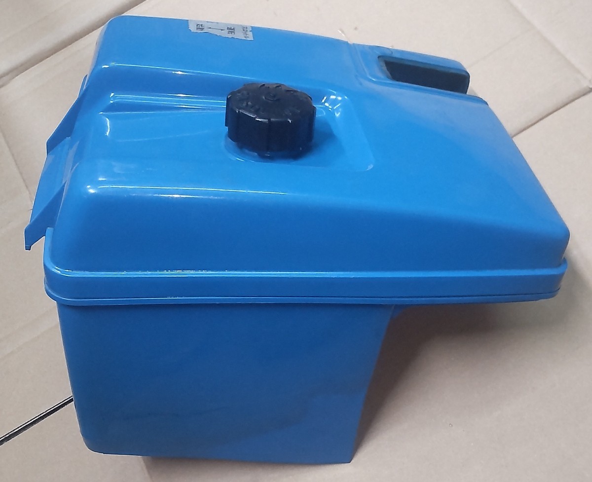 ヤマハ 除雪機 YSM870 燃料タンク(ガソリンタンク)プラスチック ヤマハ 除雪機 YSM870 燃料タンク(ガソリンタンク)プラスチック
