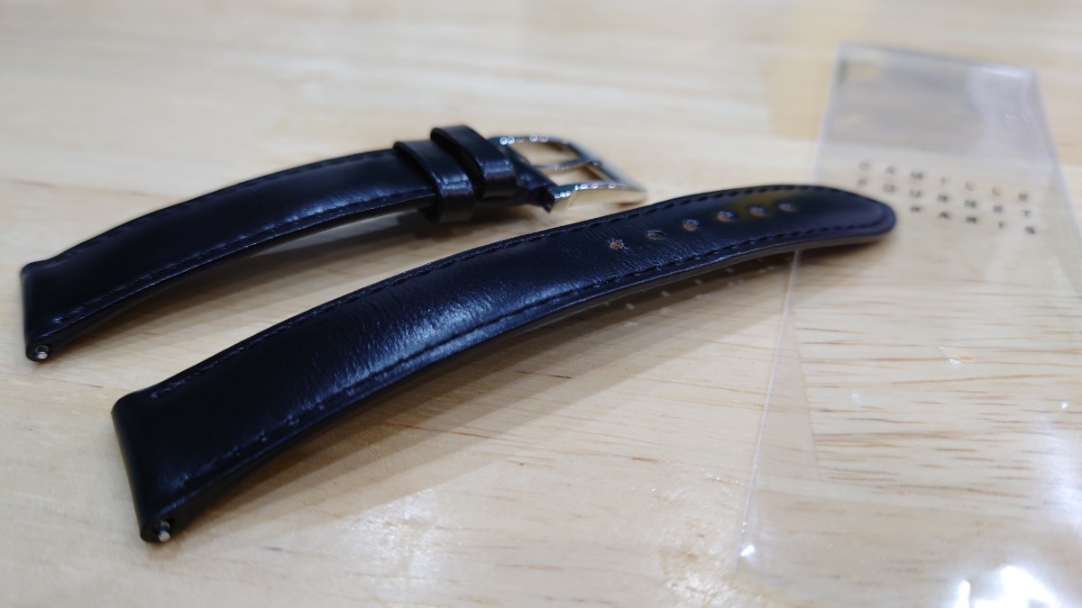 ほぼ未使用】カミーユフォルネ 19mm/16 mm コードバン ブラック ほぼ未使用】カミーユフォルネ 19mm/16 mm コードバン ブラック