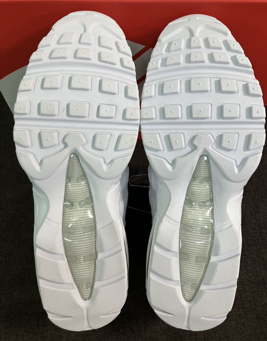新品未使用 ナイキ NIKE エアマックス95 エッセンシャル 白 新品未使用 ナイキ NIKE エアマックス95 エッセンシャル 白