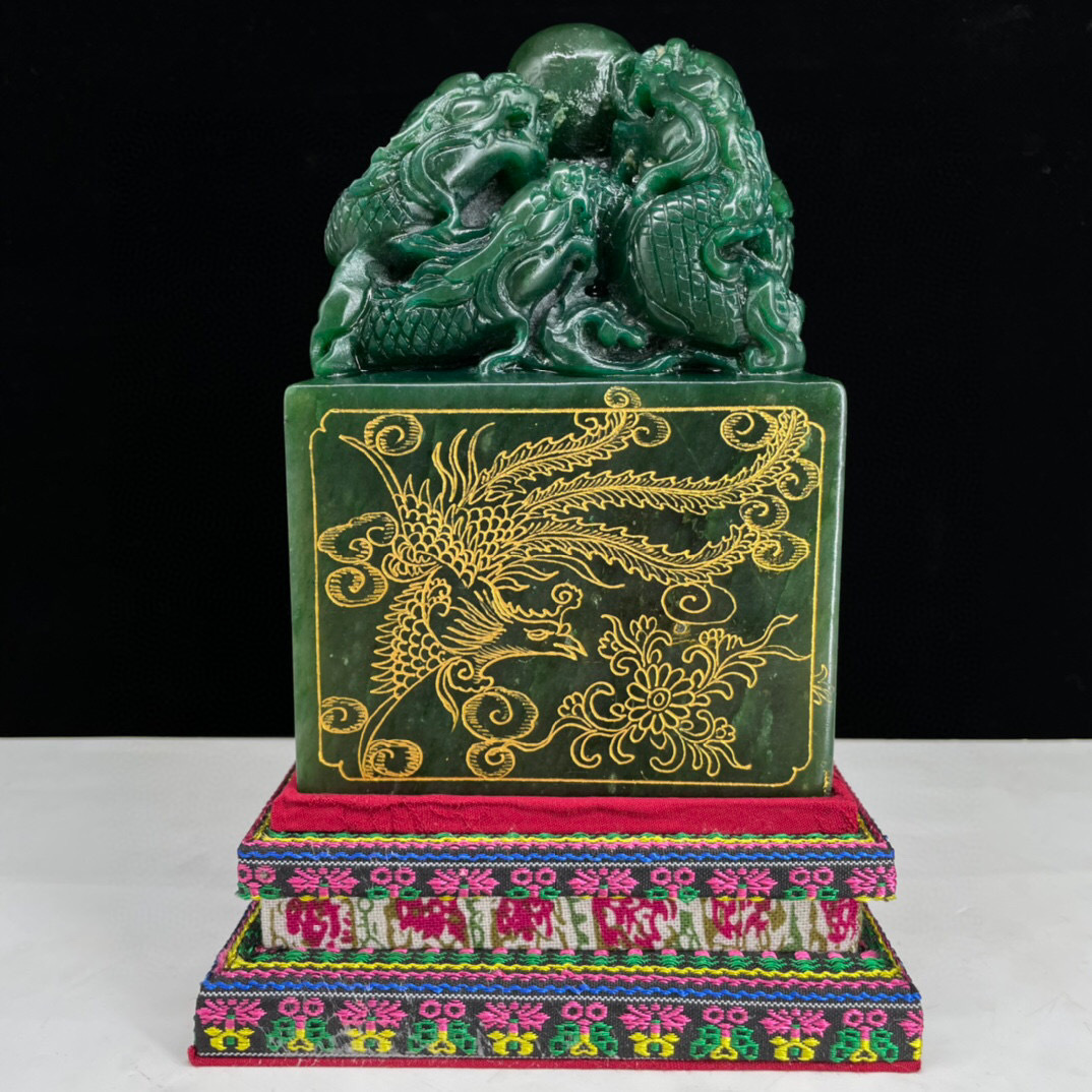 蔵友館蔵品・寿山石・緑田黄石・細密彫・九龍戲珠印章】希少珍品・置物