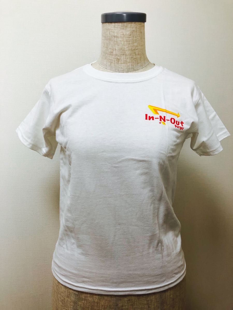 【新品未使用】IN-N-OUT BURGER/大人も着られるキッズTシャツ