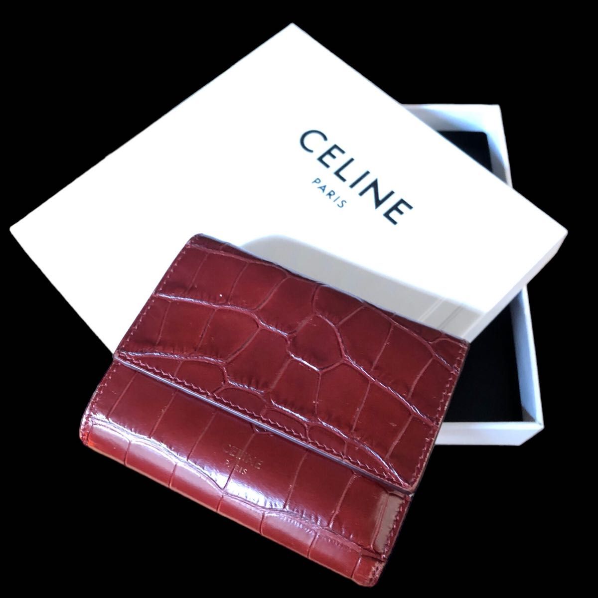 celine セリーヌ　三つ折り財布　クロコ型押し　バーガンディ　ボルドー 本革 スモールトリフォードウォレット ボルドー レッド