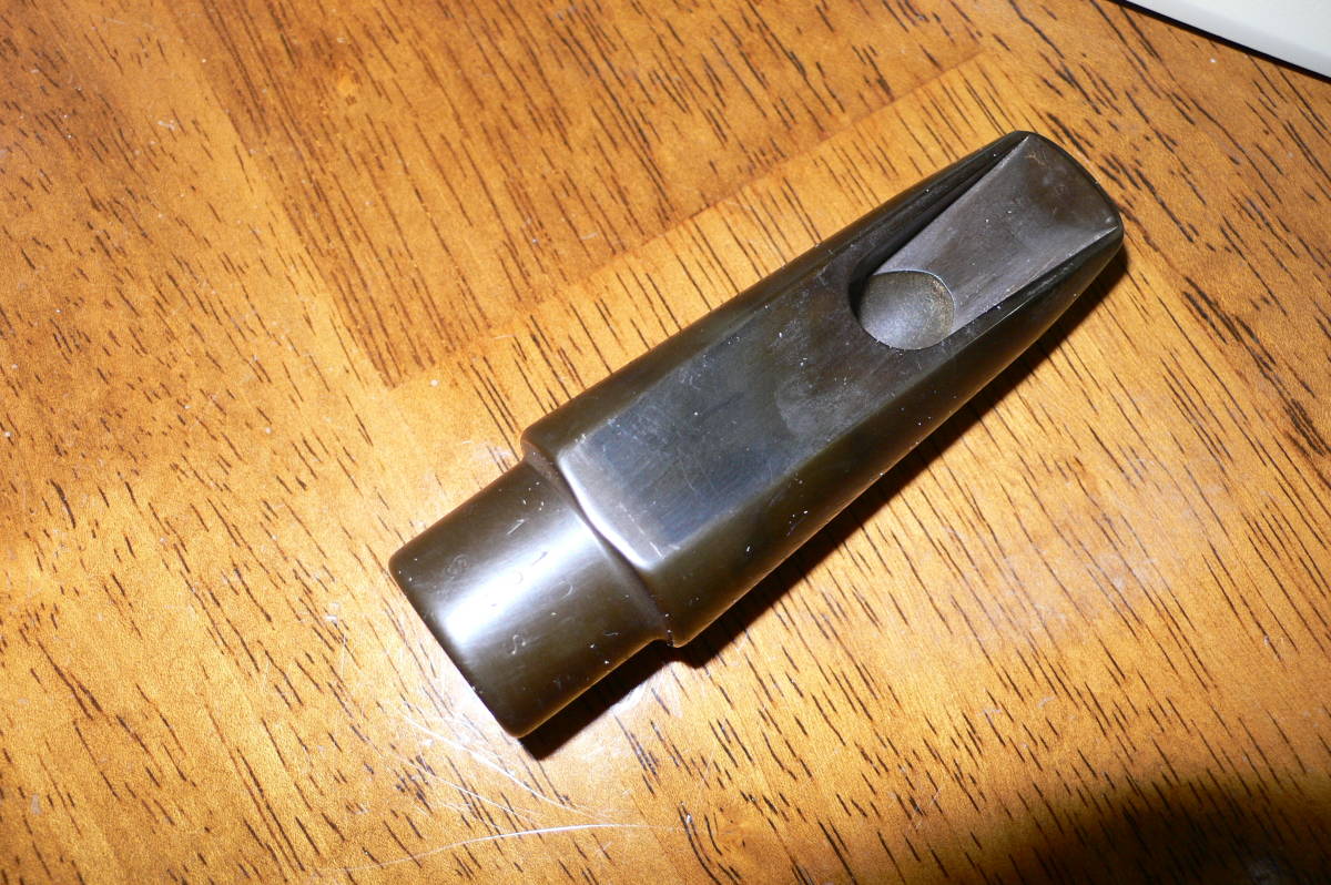 ベルグラー】 Vintage Berg Larsen ベルグラーセン Hard Rubber 110/2