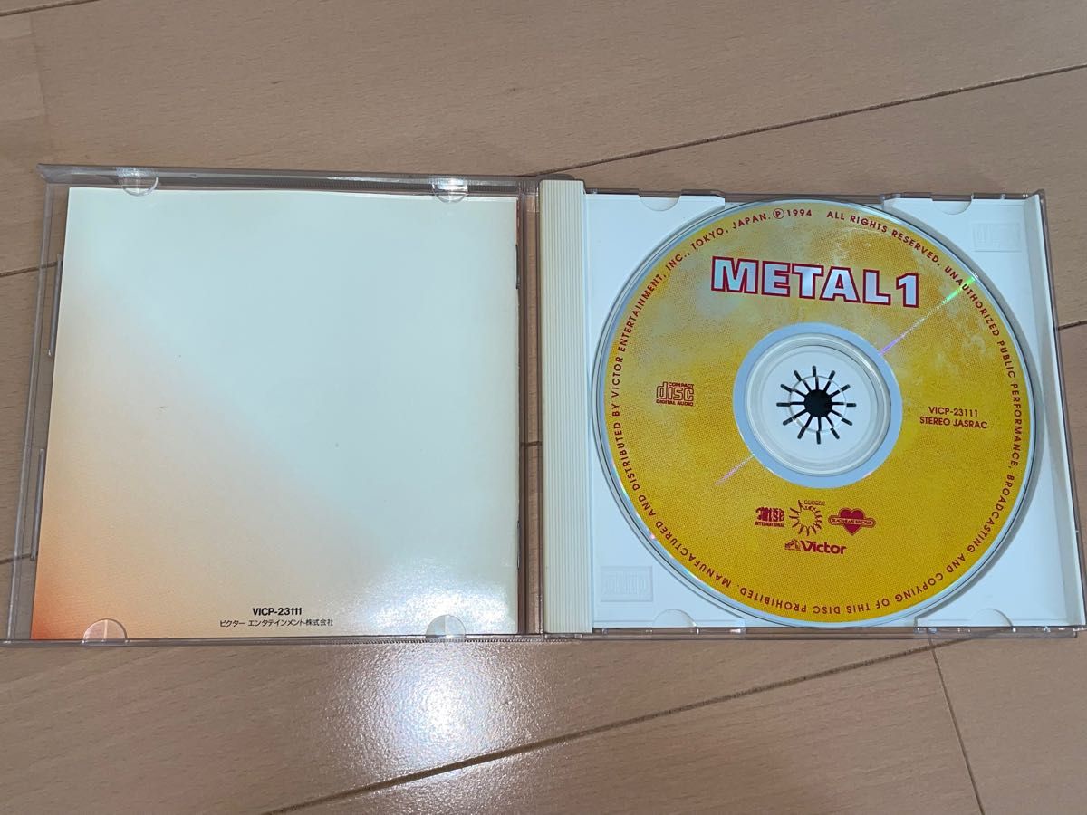 【匿名発送】 METAL1 VOL.1 オムニバスCD カレンダー型ステッカー付き