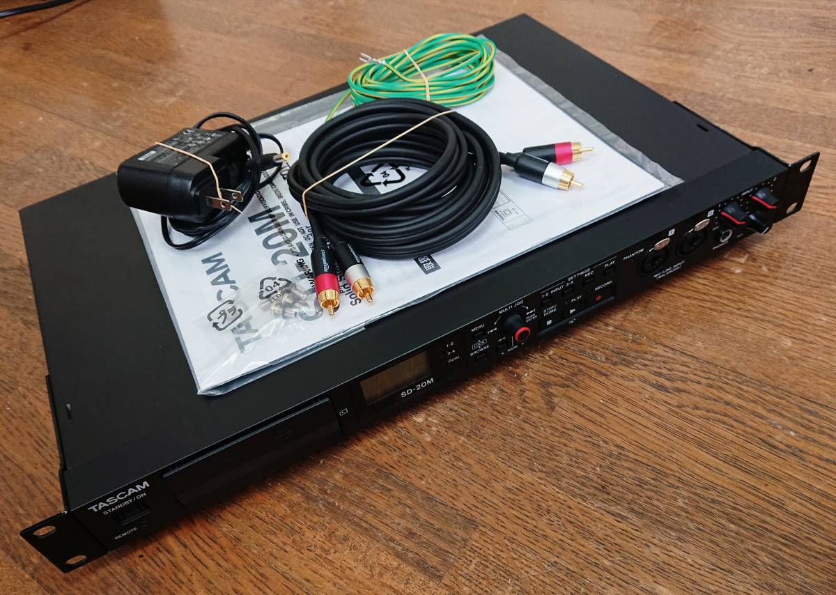 をバックア】 TASCAM タスカム Solid State Recorder SDカード