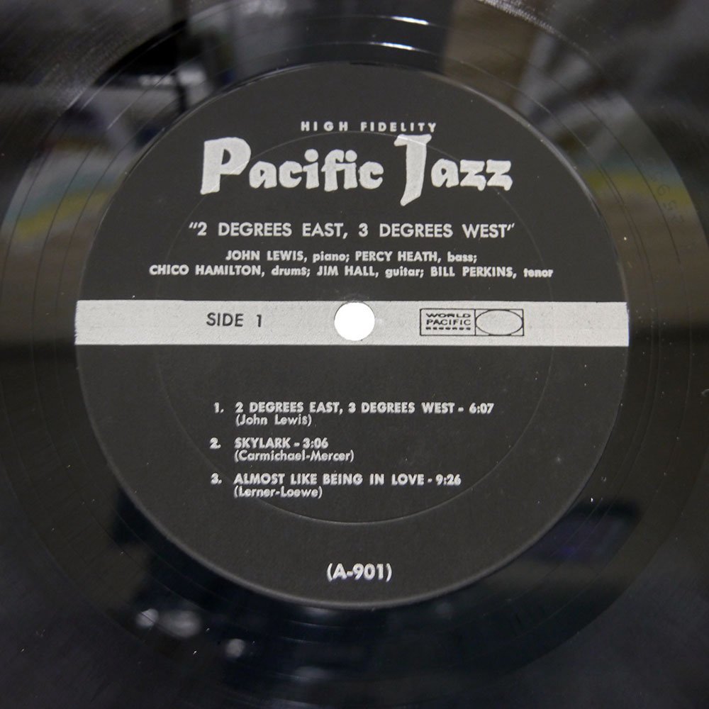 JOHN LEWIS/GRAND ENCOUNTER: 2 DEGREES EAST 3 DEGREES WEST/PACIFIC JAZZ PJ-44の画像2