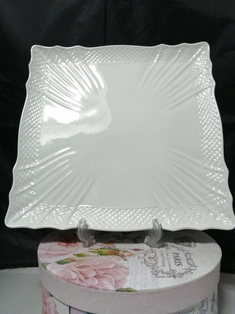2022新作モデル リチャードジノリ 新品未使用◇自宅保管 27X27CM ベッキオホワイト 1735 GINORI RICHARD スクエアプレート リチャードジノリ 2022新作モデル リチャードジノリ 新品未使用◇自宅保管 27X27CM ベッキオホワイト 1735 GINORI RICHARD スクエアプレート リチャードジノリ