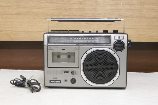 昭和レトロ HITACHI 日立 FM/AM カセットレコーダー TRK-5510 PERDISCO