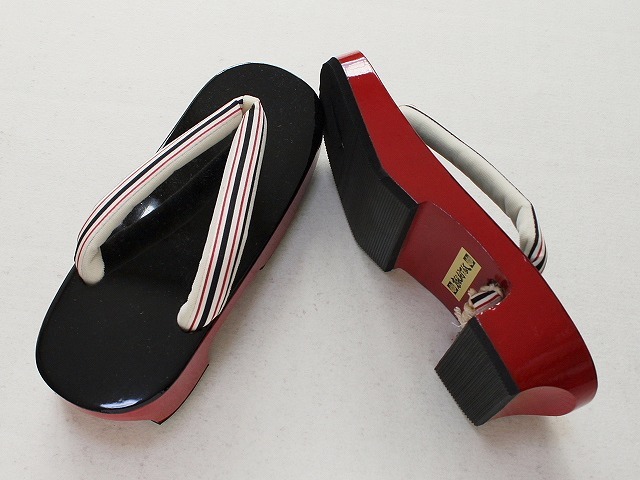  woman . geta H3050-01 free shipping made in Japan . geta stylish geta black coating geta L size 