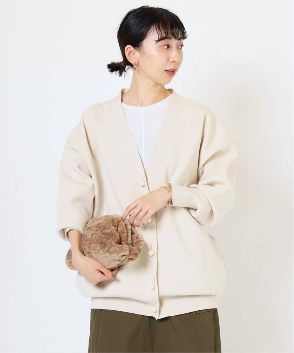 IENA パールボタン ミラノリブVネックカーディガン ベージュ IENA パールボタン ミラノリブVネックカーディガン ベージュ