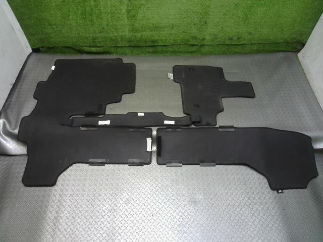 ホンダ(Honda)Ｎ－ＢＯＸ JF4 フロアマット 4枚セット_画像4