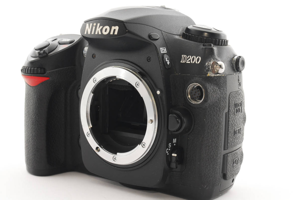 5％OFF】 NIKON ニコン 1083654 ボディ D200 ニコン