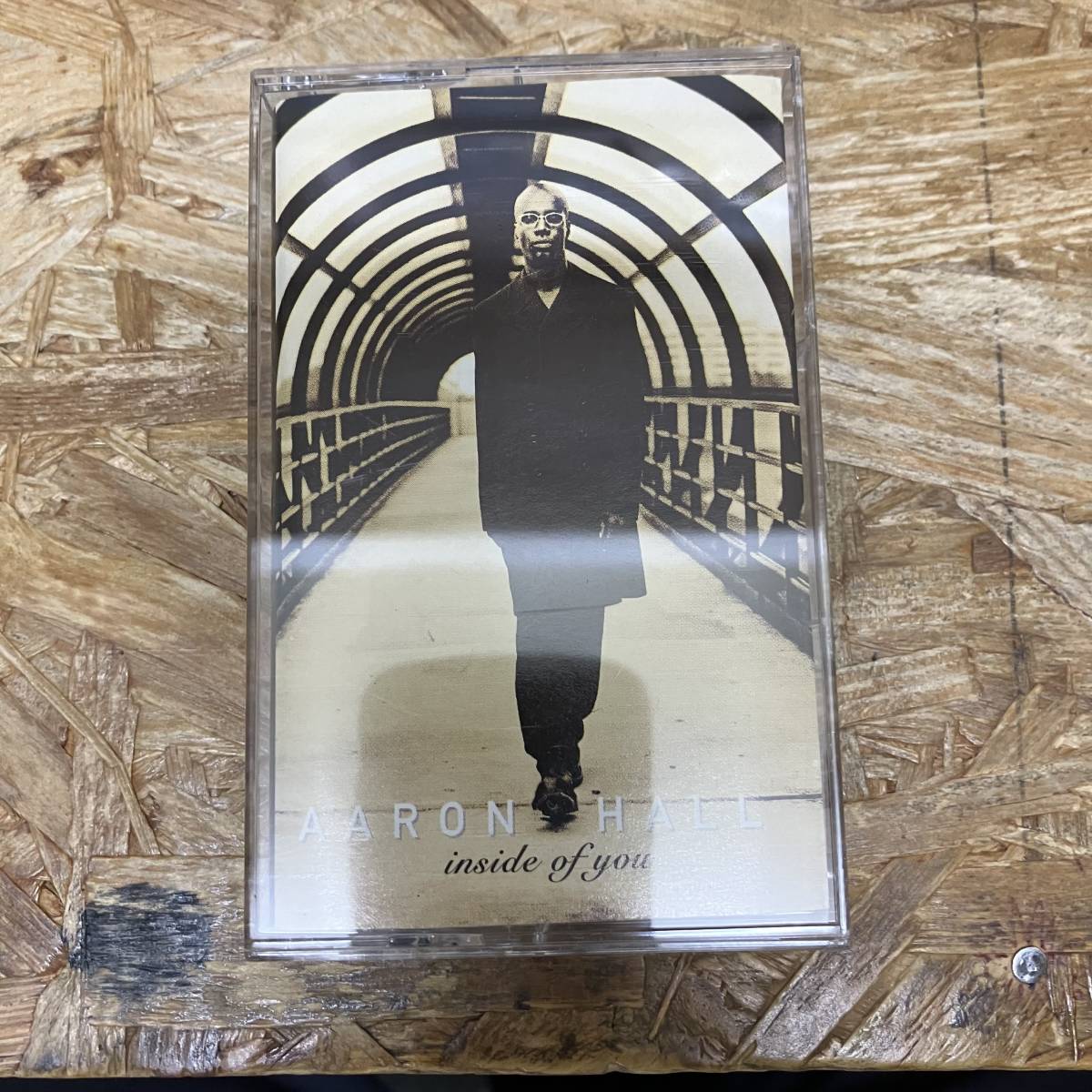 シ HIPHOP,R&B AARON HALL - INSIDE OF YOU アルバム TAPE 中古品の画像1