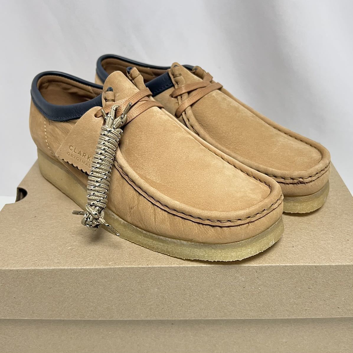 27cm 新品 クラークス オリジナルス Wallabee ワラビー ヌバック ロー タン UK9 スエード ローカット Clarks  Originals モカシン