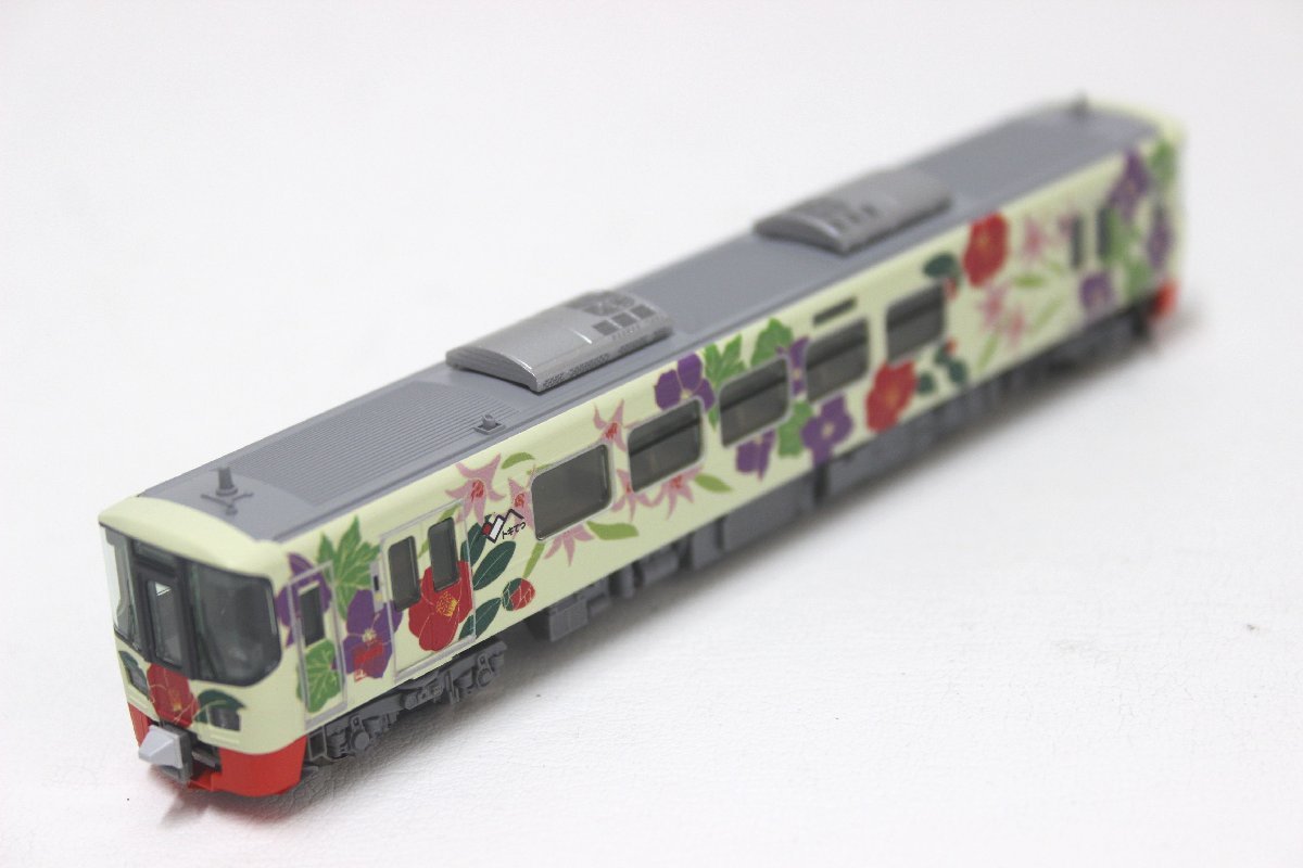 2S466 美品！ KATO カトー Nゲージ 16011-9　 えちごトキめき鉄道 「3市の花号」(ET122-8)　 動作確認済み【ニューポーン】_画像1