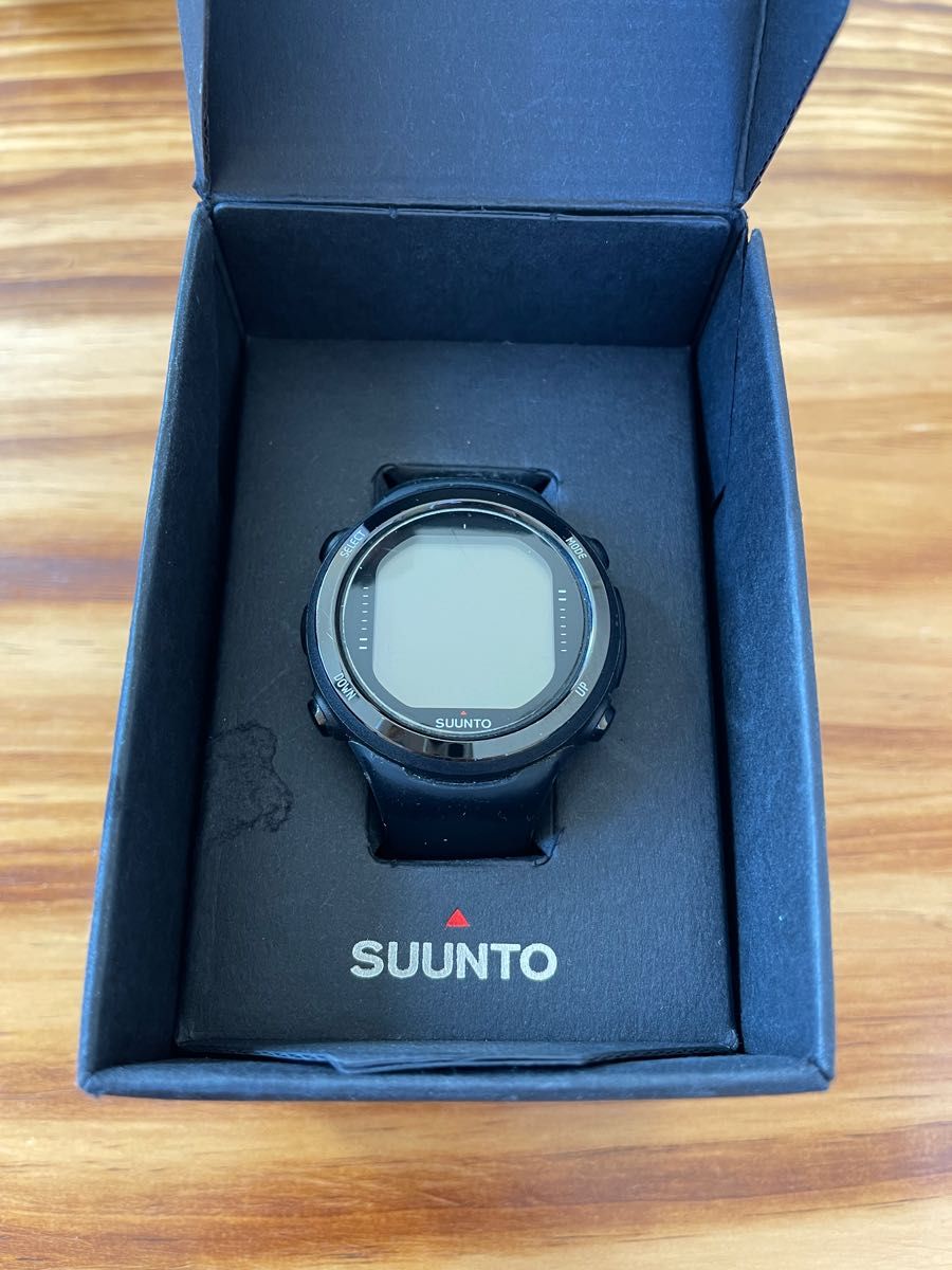 ダイブコンピューター スント SUUNTO BLACK D4i