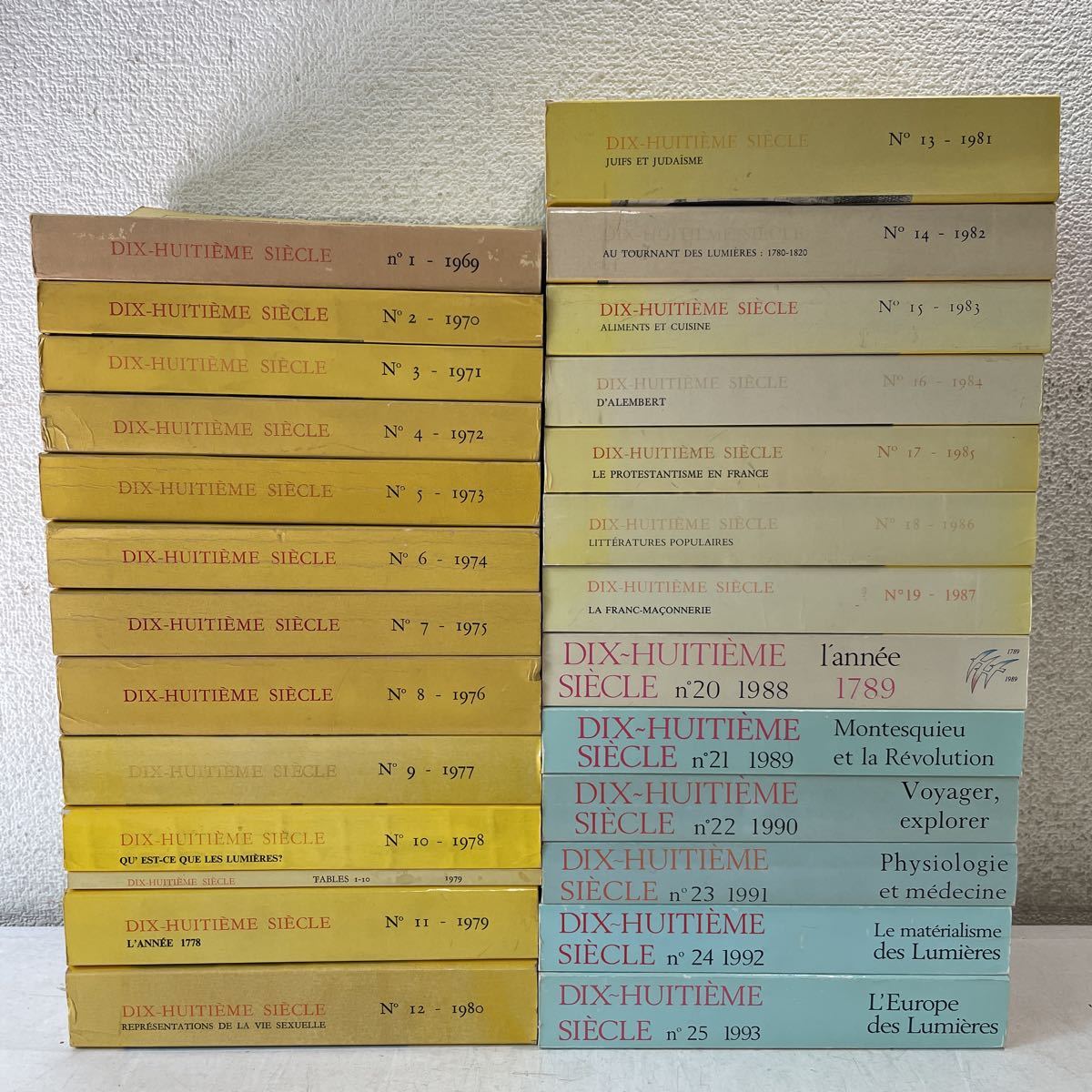 【予約中!】 A05♪送料無料★フランス語洋書★Dix-huitieme siecle 18世紀フランス研究 No1~25+索引 計26冊セット 1969~1993年★文学 歴史★230327 洋書、外国語書籍 【予約中!】 A05♪送料無料★フランス語洋書★Dix-huitieme siecle 18世紀フランス研究 No1~25+索引 計26冊セット 1969~1993年★文学 歴史★230327 洋書、外国語書籍