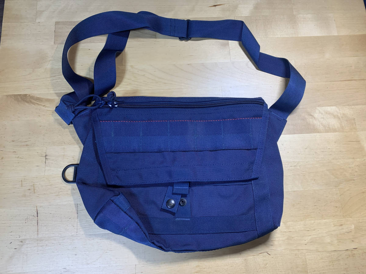 BEAMS PLUS BRIEFING × BEAMS PLUS / 別注FLEET MESSENGER BAG｜代購幫