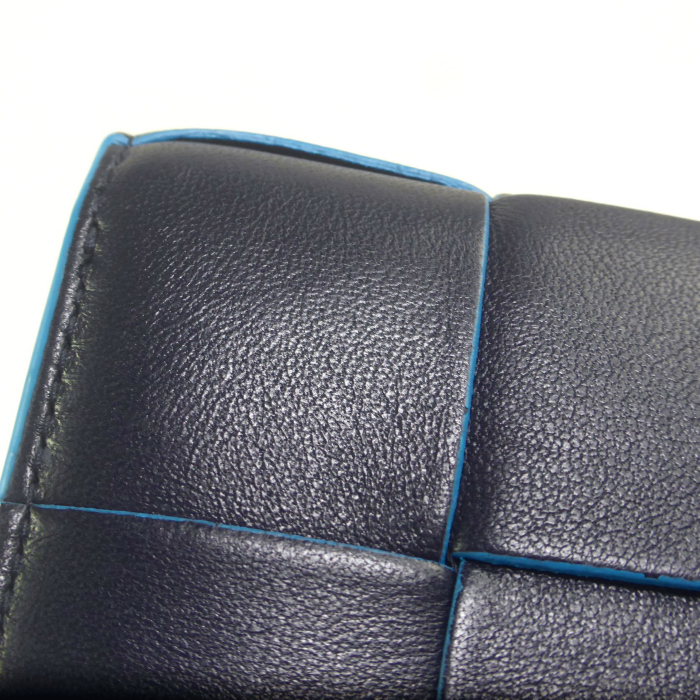 ボッテガ ヴェネタ (BOTTEGA VENETA) マキシイントレ カセット 三