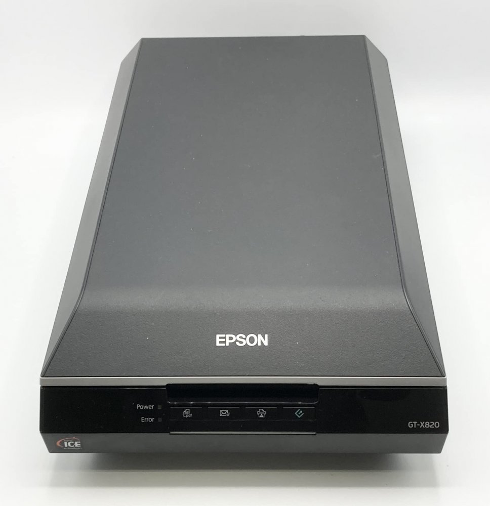 旧モデル エプソン Colorio フラットベッドスキャナー GT-X820 6400dpi CCDセンサ A4対応(フラットベッドスキャナ