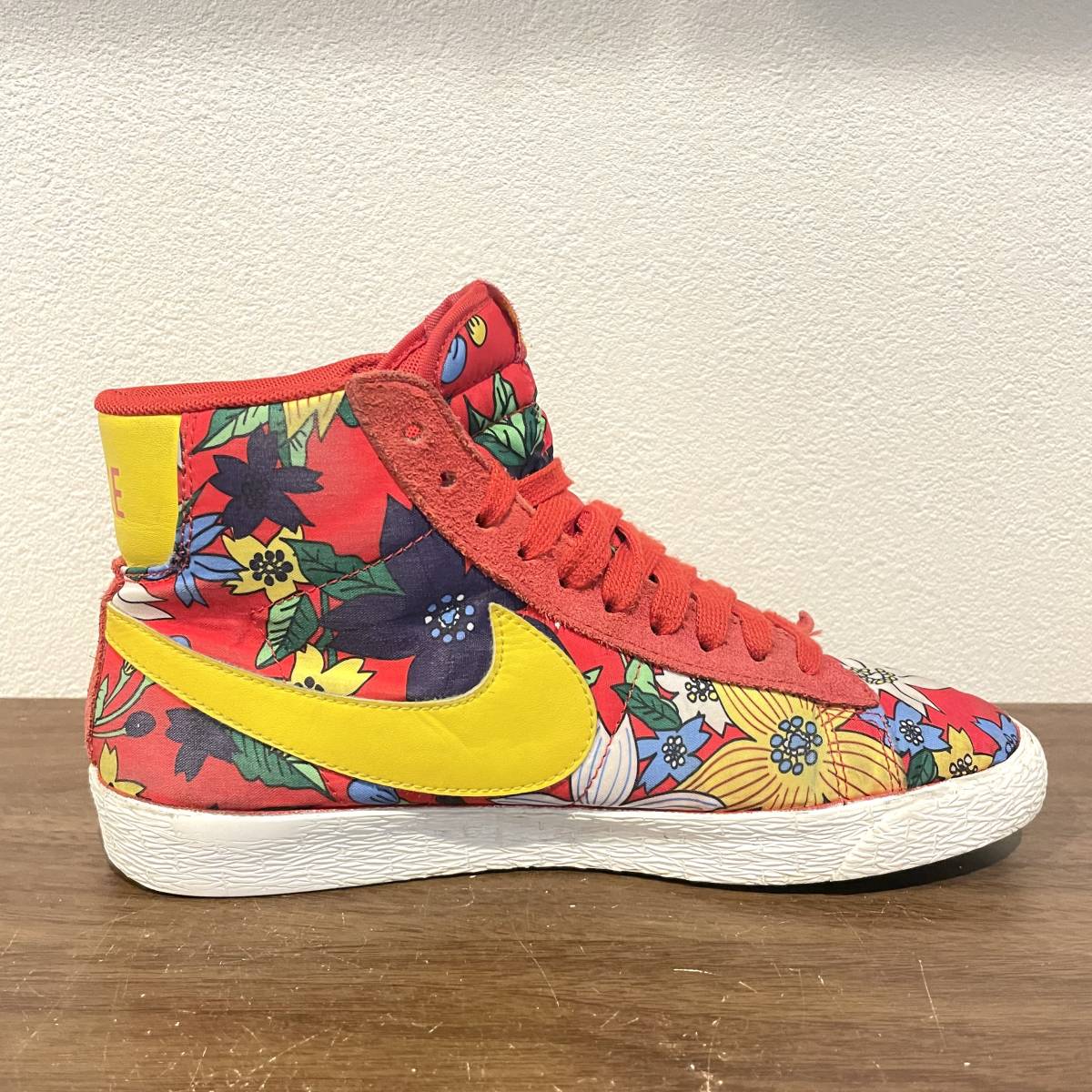 Yahoo!オークション - NIKE WMNS BLAZER MID TEXTILE PRINT Yahoo!オークション - NIKE WMNS BLAZER MID TEXTILE PRINT