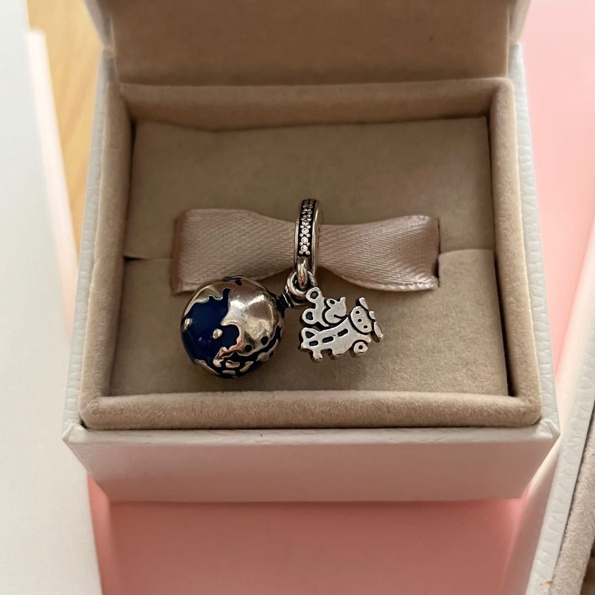 PANDORA パンドラ 希少品ディズニー限定 ブレスレット&チャーム PANDORA パンドラ 希少品ディズニー限定 ブレスレット&チャーム