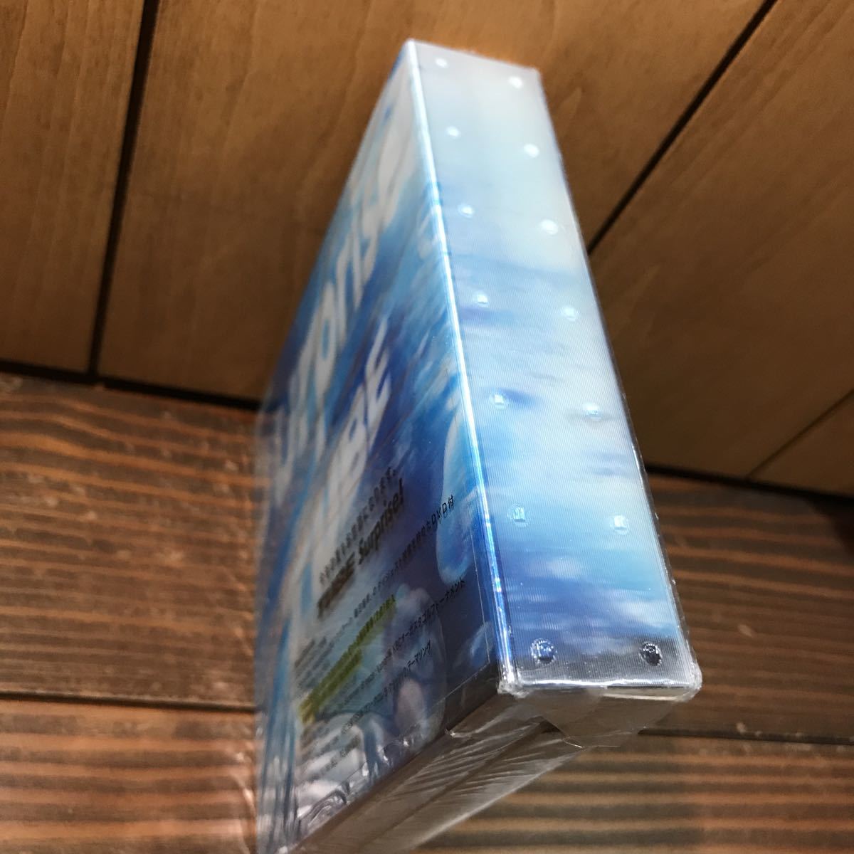 【新品未開封 初回生産限定盤 CD+DVD+チューブークッション】TUBE Surprise!の画像4