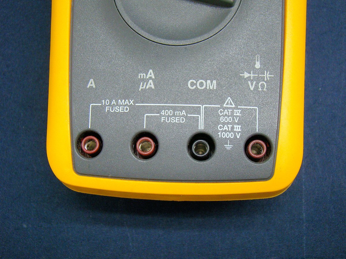 FLUKE フルーク 287 Si 真の実効値型電子機器用 ログ記録マルチ FLUKE フルーク 287 Si 真の実効値型電子機器用 ログ記録マルチ
