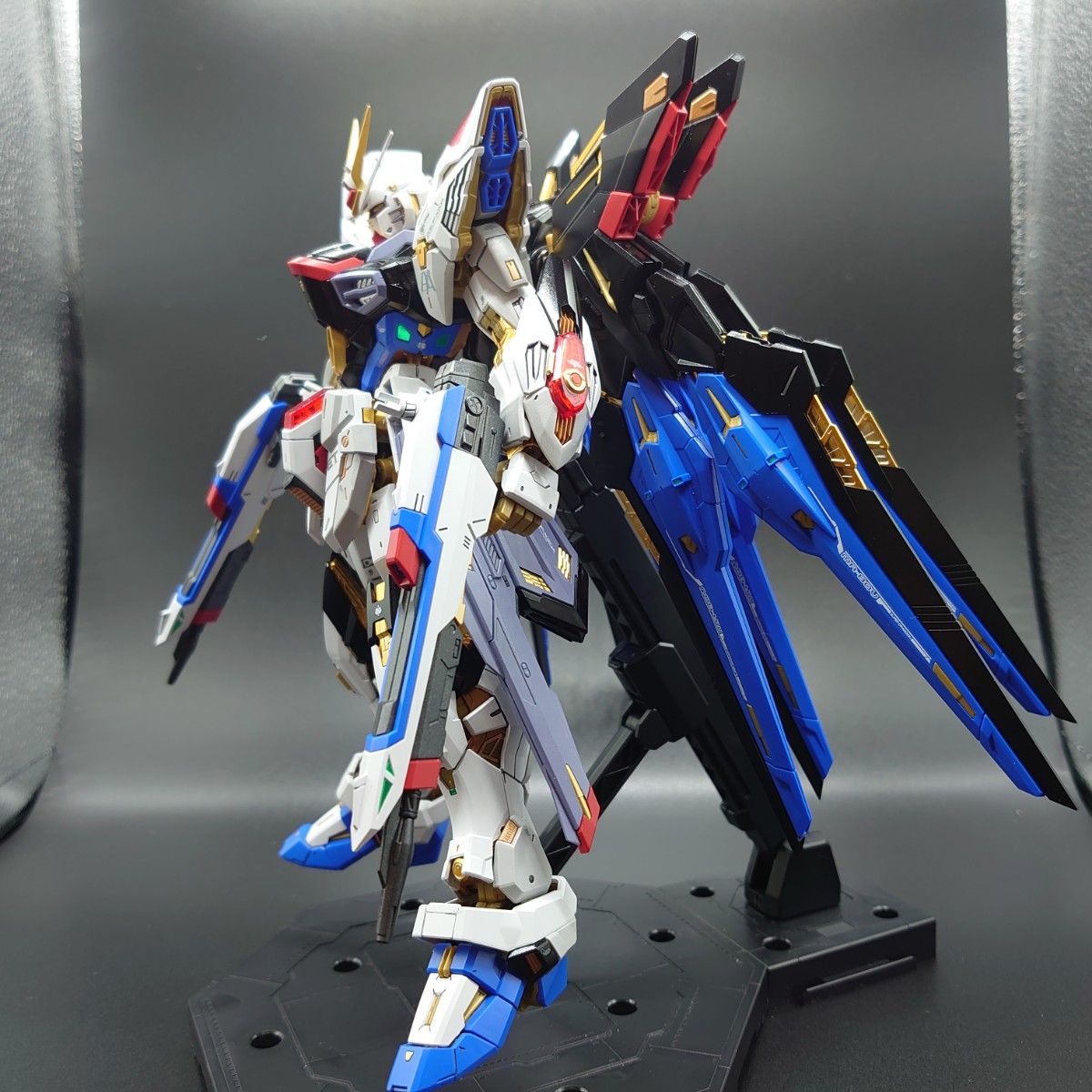 mgex ストライクフリーダムガンダム 【全塗装完成品】|Yahoo mgex ストライクフリーダムガンダム 【全塗装完成品】|Yahoo