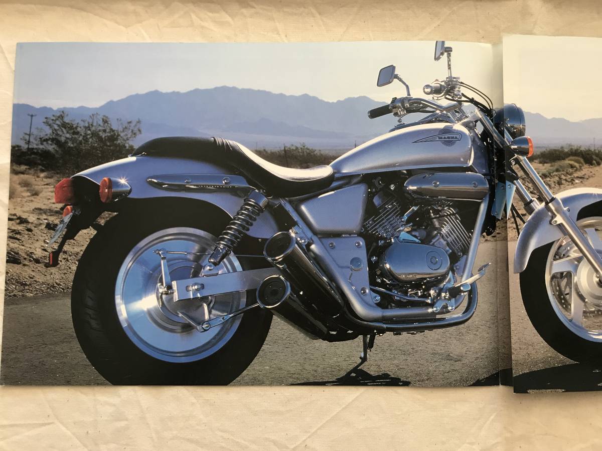 2670/バイクカタログ　HONDA　V-TWIN MAGNA　全10ページ　MC29　ホンダ　本田_画像3