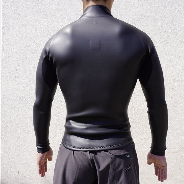 新品 送料無料 MOONWETSUITS 2mm Lサイズ ラバージャケット プレミアム