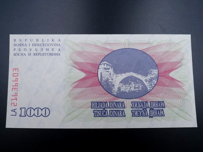 未使用 紙幣 ヨーロッパ ボスニア・ヘルツェゴビナ 1000ディナール 1992年_画像2